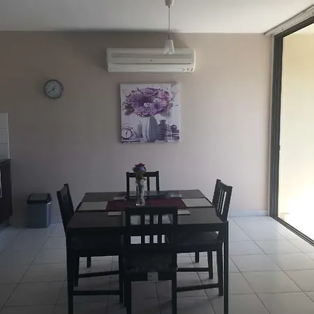 In Cyprus Apartman